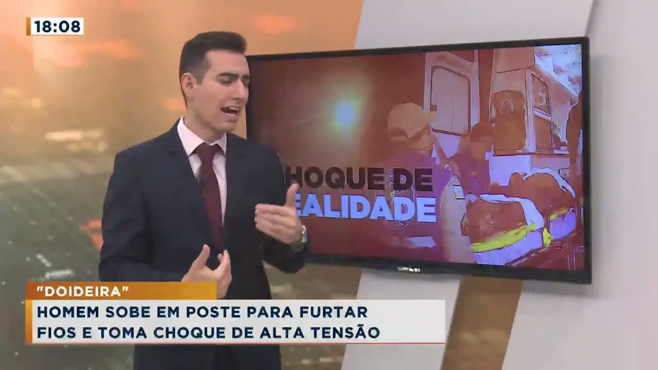 Homem Sobe Em Poste Para Furtar Fios E Toma Choque De Alta Tens O Ric