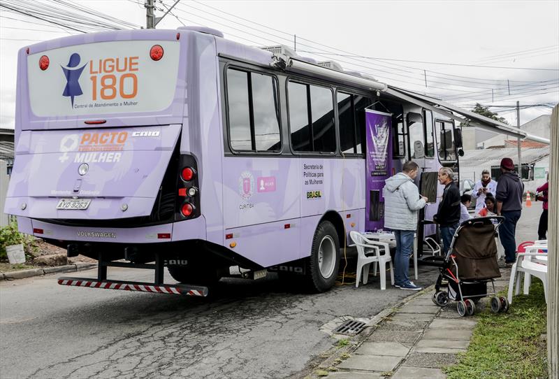  Teu Nome é Mulher: mutirão de serviços gratuitos para mulheres é realizado em Curitiba. (Foto: Levy Ferreira/SMCS) 