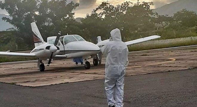  avião médico coronavírus cai 