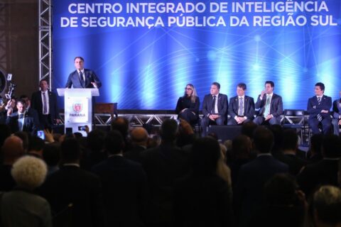  Bolsonaro esteve em Curitiba nesta sexta-feira (FOTO: FERNANDO OGURA/ANPr) 