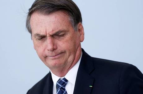  Bolsonaro reclama 