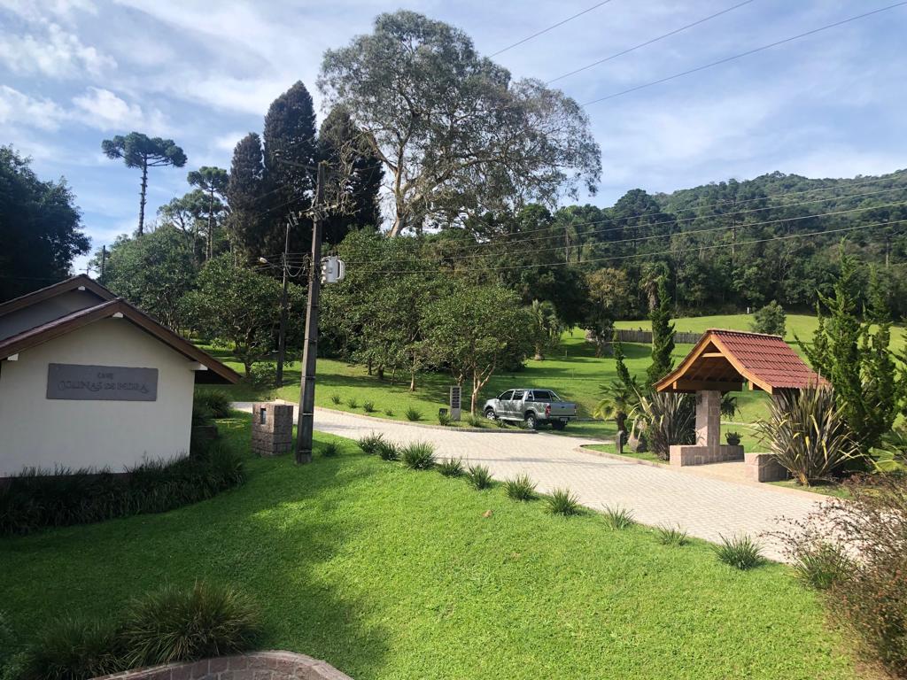 Cave Colinas de Pedra, em Piraquara