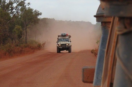  criancas-fogem-carro-pais-australia 