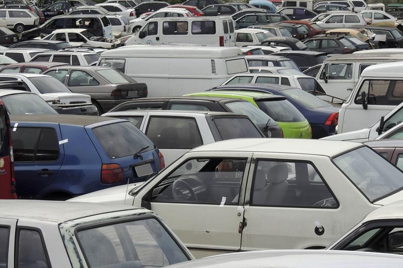  Setran vai realizar quatro leilões de veículos apreendidos, em Curitiba. (Foto: Valdecir Galor - SMCS) 