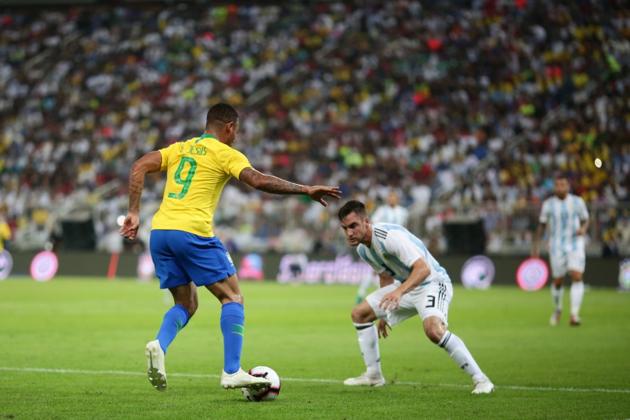  Gabriel-Jesus-Brasil-Argentina 