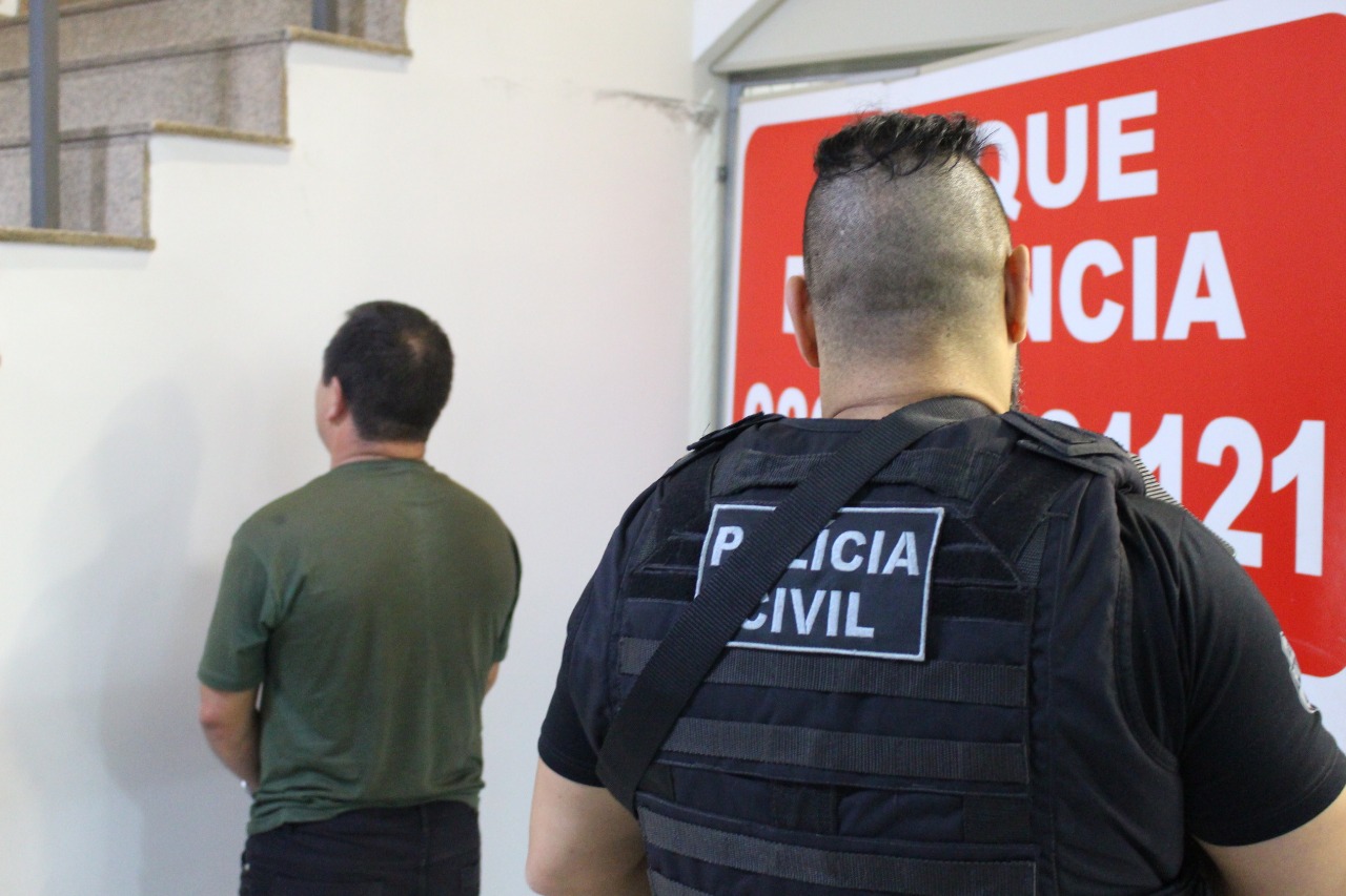  Jovem encontrada morta com plástico na cabeça tem pai como suspeito de sua morte (Foto: divulgação Polícia Civil) 