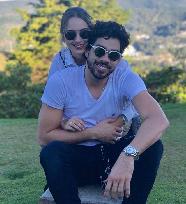 Karol e Gabriel Diniz