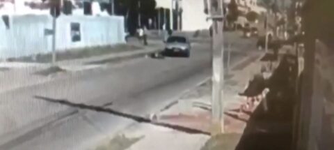  motorista desvia corpo após atropelar pedestre curitiba 