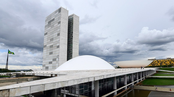  adiamento-eleicoes-municipais-votada-proxima-semana 