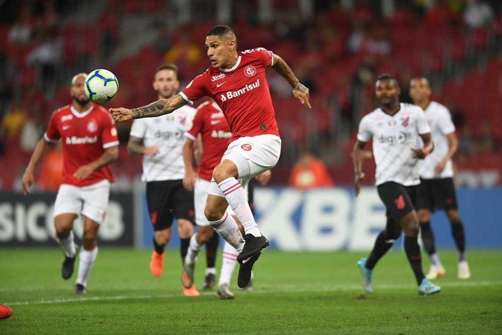 Inter e Corinthians empatam primeira final e Beira-Rio recebe