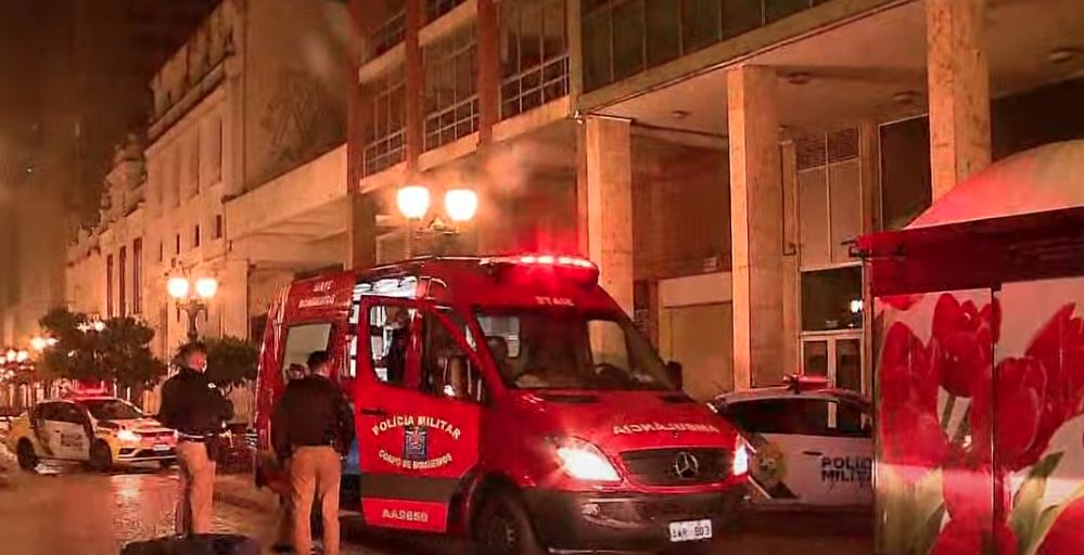  morador de rua salva mulher assalto curitiba 