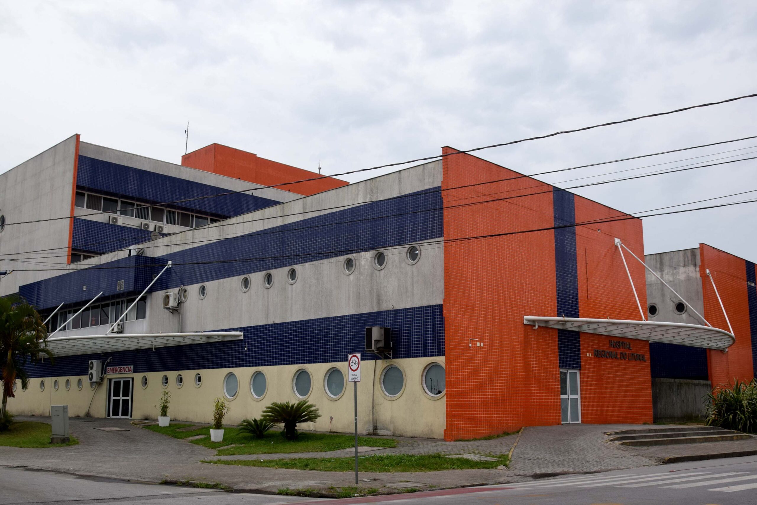  Hospital Regional do Litoral leitos coronavírus 