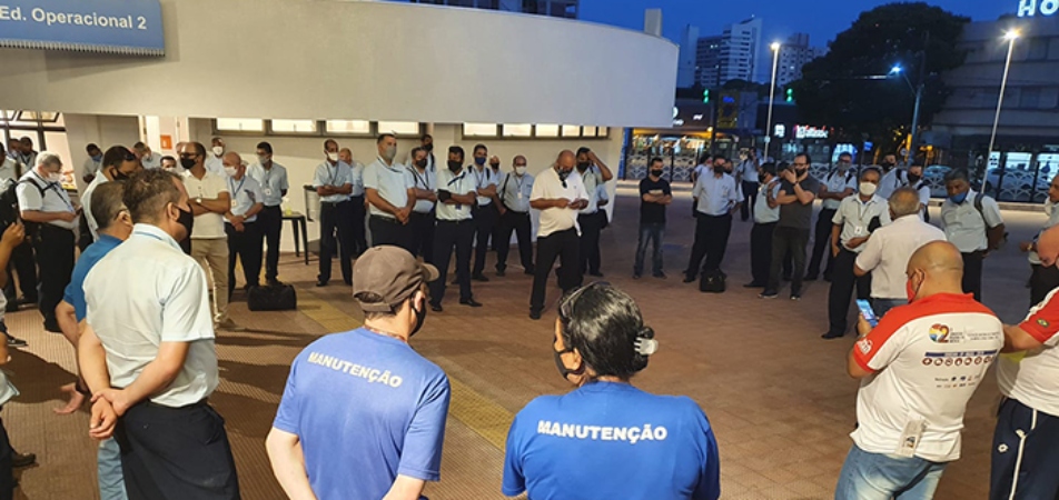  motoristas suspendem greve do transporte coletivo em Maringá 