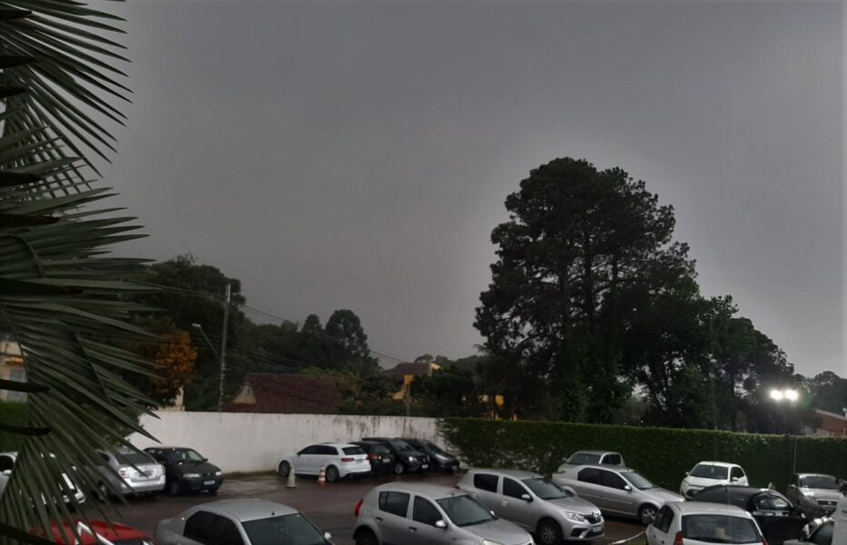 Chuva Curitiba