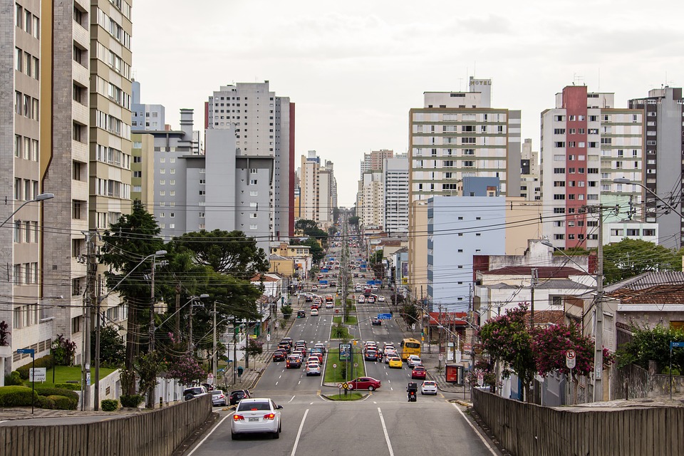  Paraná confirma toque de recolher 