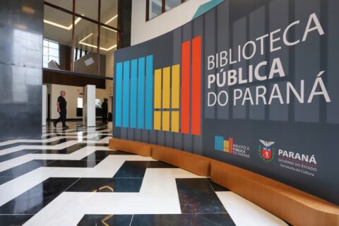  Biblioteca Pública do Paraná aniversário 