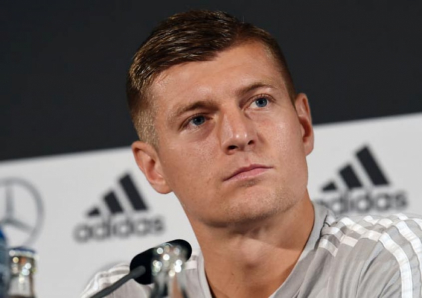  Kroos 