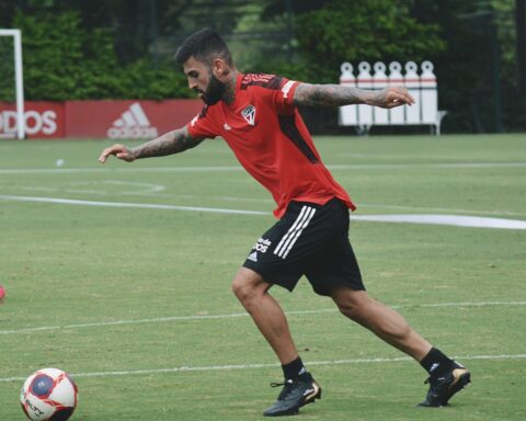 Elenco recebe folga para curtir título e se reapresenta para buscar  classificação no Paulista