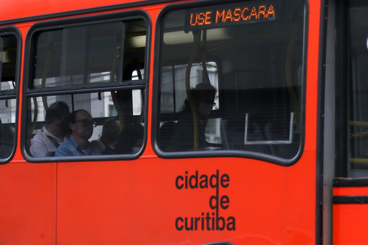  curitiba-bandeira-laranja 