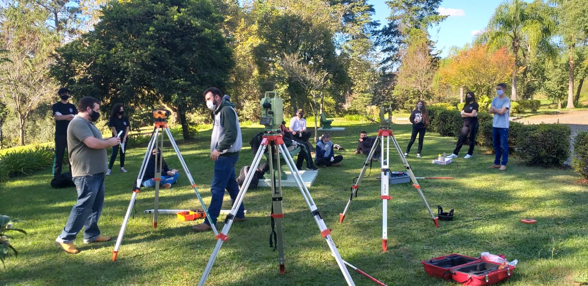  Atividades práticas de ensino técnico retornam a ser presenciais (Foto: Governo do Estado) 