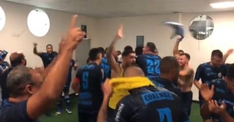  vestiário do CSA após vitória e provocação sobre o Cruzeiro 