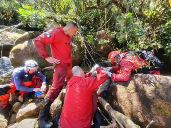  homem resgatado pico paraná 