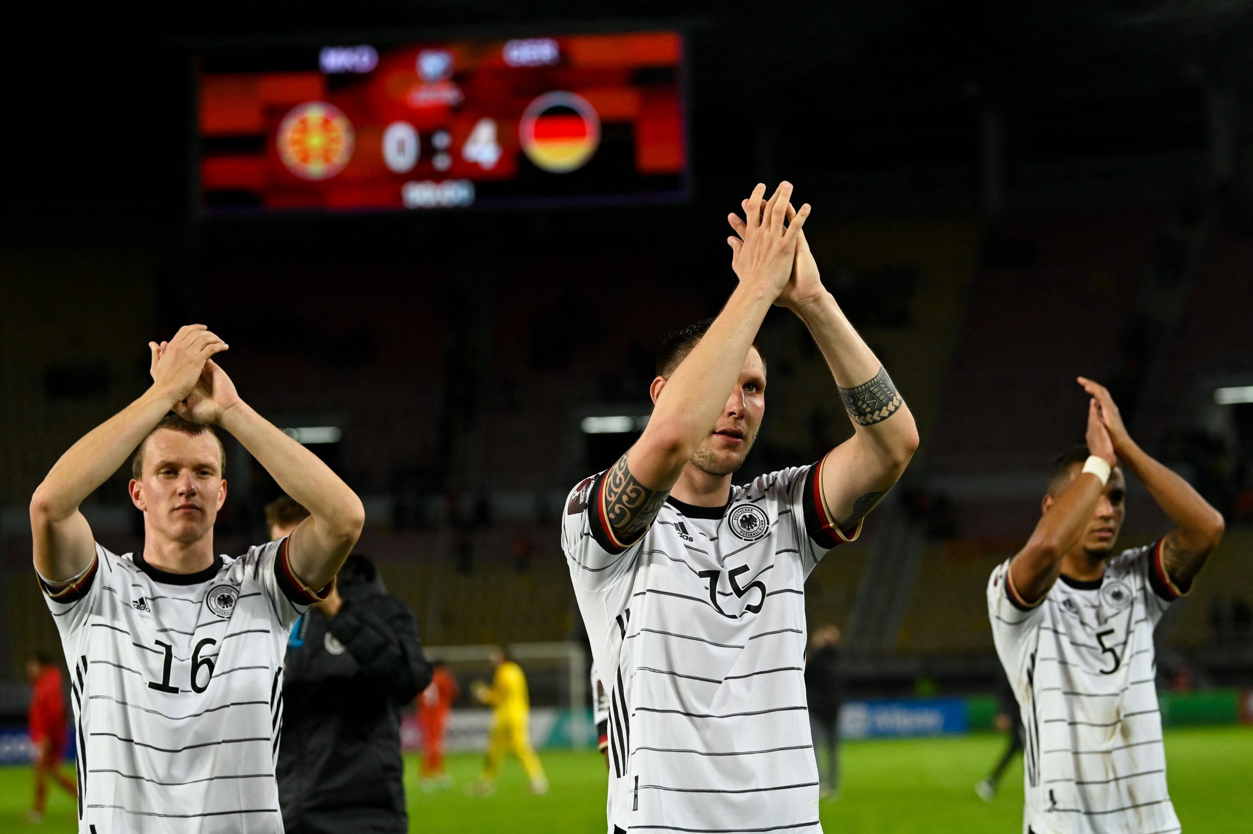  Alemanha classificada para a Copa após vencer a Macedônia do Norte 
