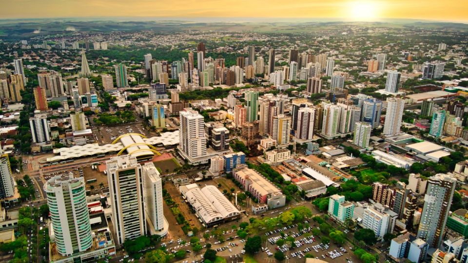  Foto aérea da cidade de Maringá 