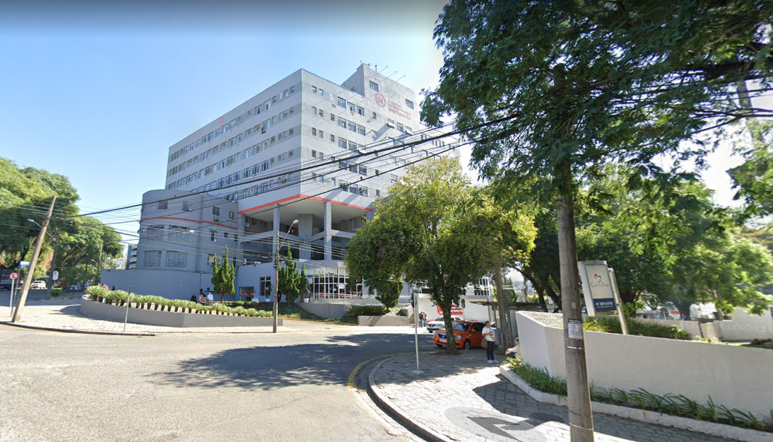 Hospital Evangélico de Curitiba troca equipe e reabre UTI