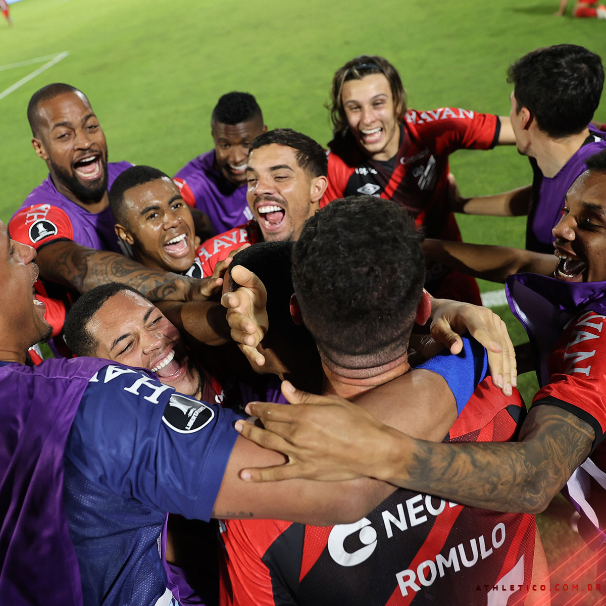  Rômulo empata a partida e classifica o Athletico na Libertadores (Foto: José Tramontin/athletico.com.br) 