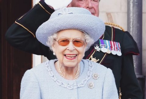 Políticos brasileiros lamentam morte de rainha Elizabeth 2ª