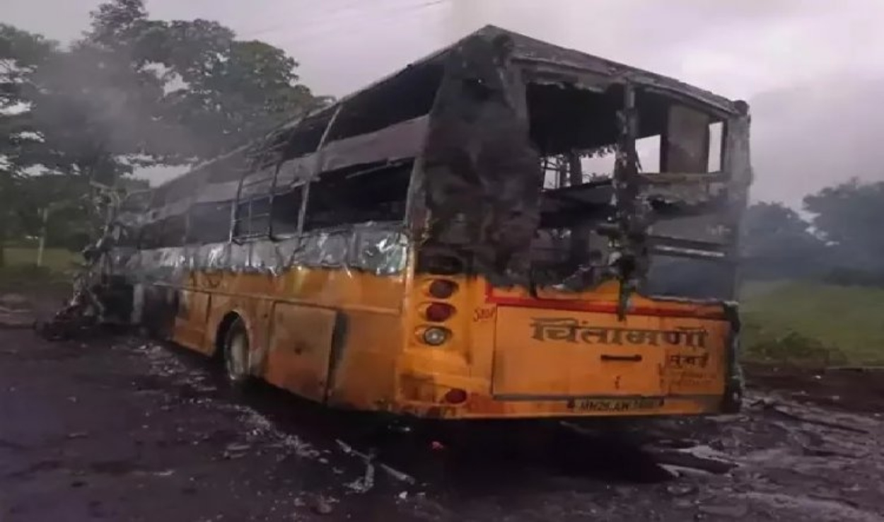  onibus-fogo-india (1) 