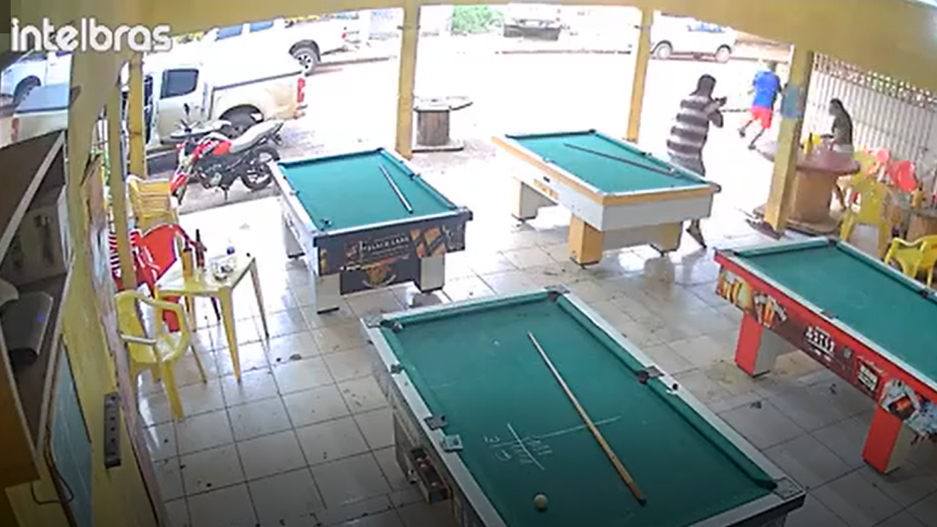Vídeo: dois homens são mortos a tiros em jogo de sinuca, em MT