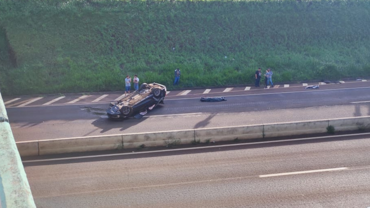 Jornalistas morrem em capotamento de carro, em Cascavel, Oeste e Sudoeste