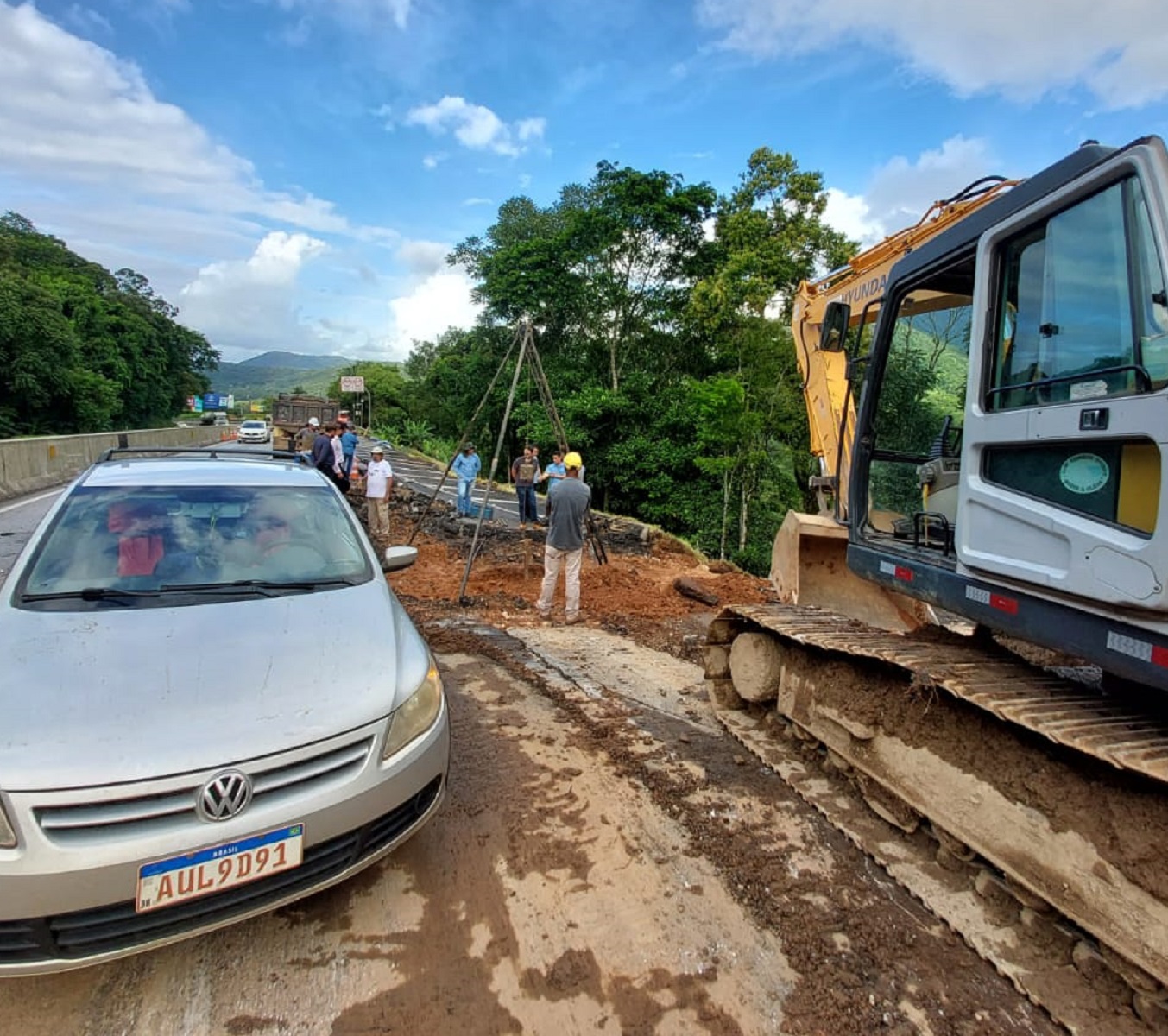  DNIT informou que trabalhos de sondagem de solo no Km 33 da BR-277 estão sendo finalizados. (Foto: Divulgação / DNIT) 