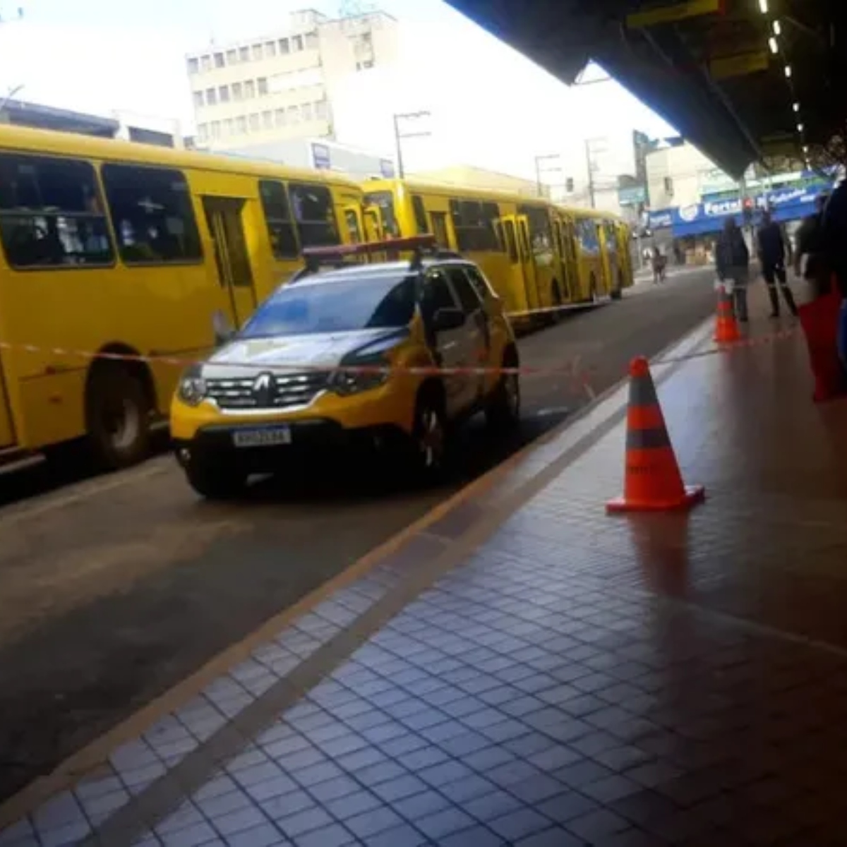  Mulher morre após ser atropleada por Õnibus dentro do terminal em Guarapuava 