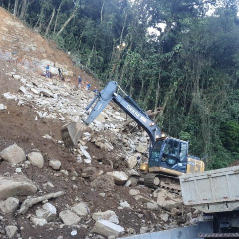 Estrada da Graciosa obras