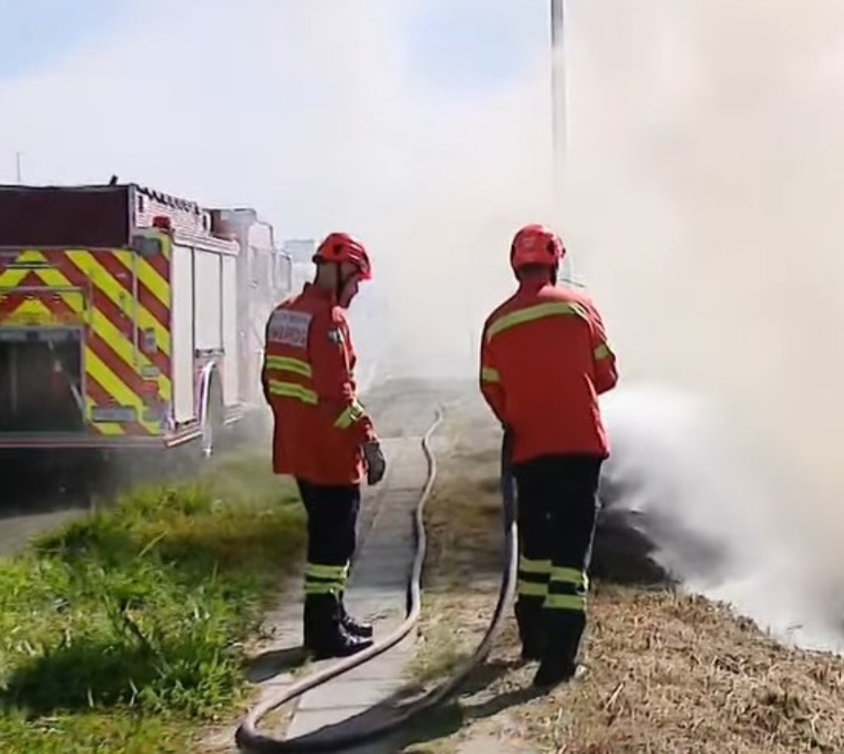  O incêndio aconteceu próximo do trecho onde houve um acidente com 20 carros 