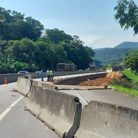 obras afundamento asfalto km 33 br-277 litoral do paraná