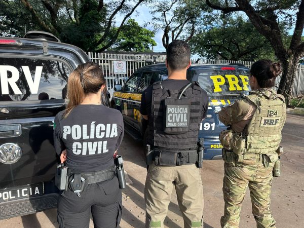Casal é preso em Maringá suspeito de comandar esquema de tráfico de drogas4.