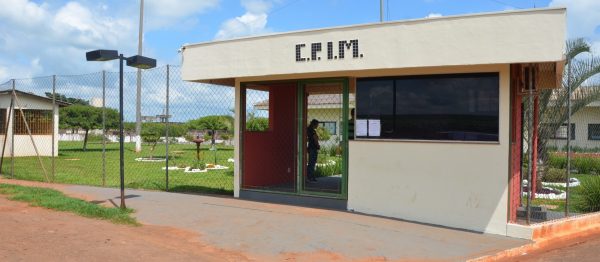 63 detentos vão receber o benefício da ‘saidinha’ de Dia das Mães, em Maringá.