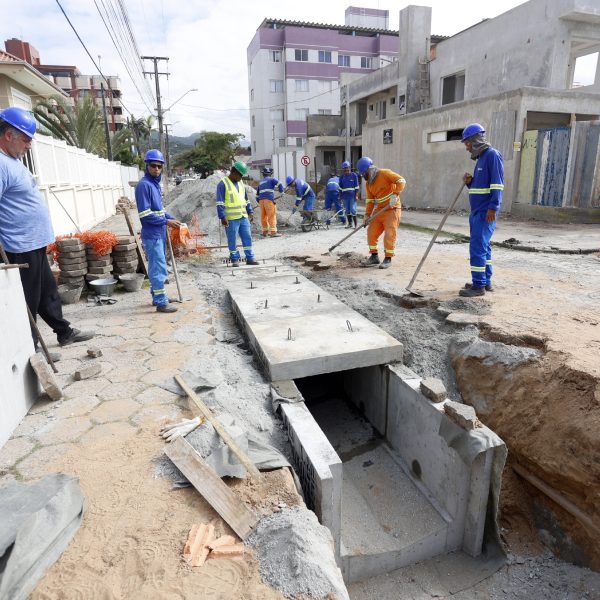 Governo inicia obras de microdrenagem em Matinhos