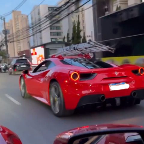 pedreiro de ferrari