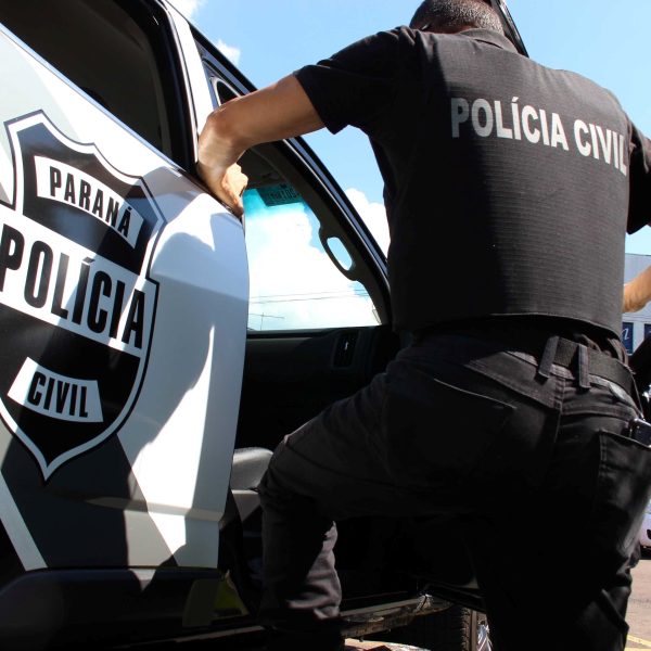 Polícia prende cinco pessoas por tráfico de drogas no Paraná