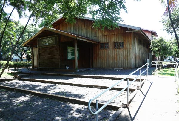 Teatro Barracão Maringá