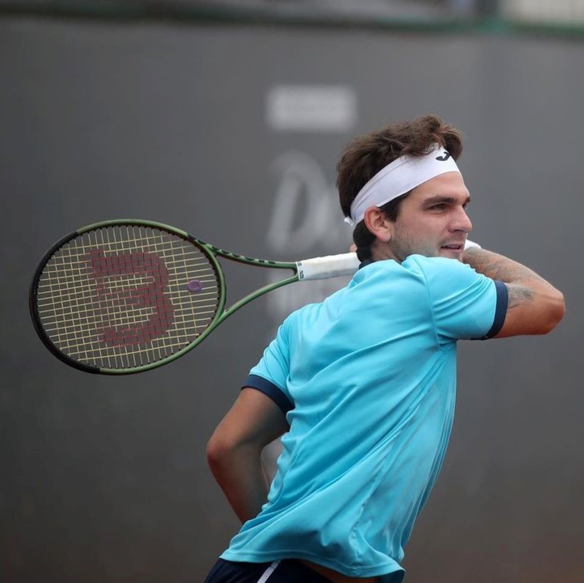  Tenista paranaense Thiago Wild surpreende e elimina o Medvedev em Roland Garros 