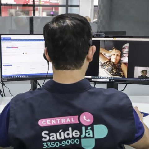 Videoconsultas Central Saúde Já Curitiba é ampliada para pessoas de 18 a 50 anos