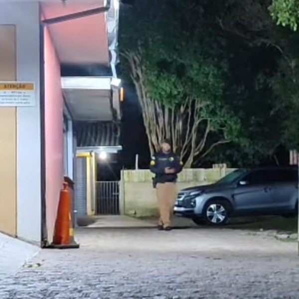 bebê morre esquecido carro santa felicidade (1)