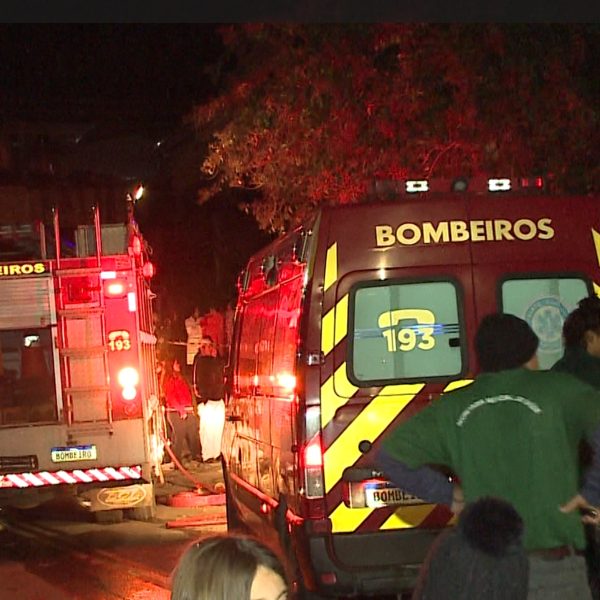 jovem capota almirante Tamandaré