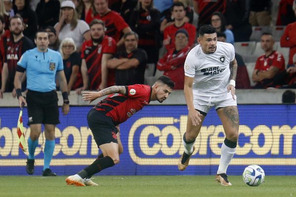 Veja se Pedro pode jogar por outro time no Brasileirão - Lance!